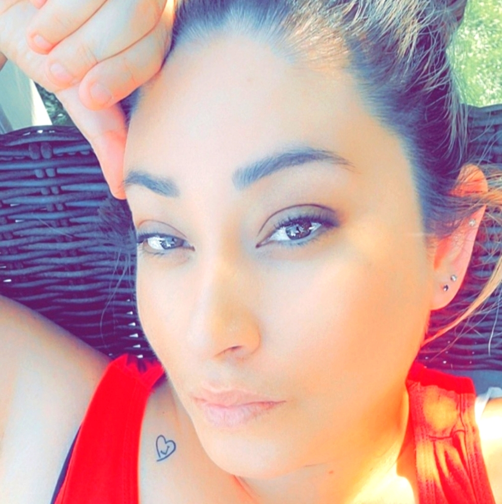 Meet your Posher, Lorena